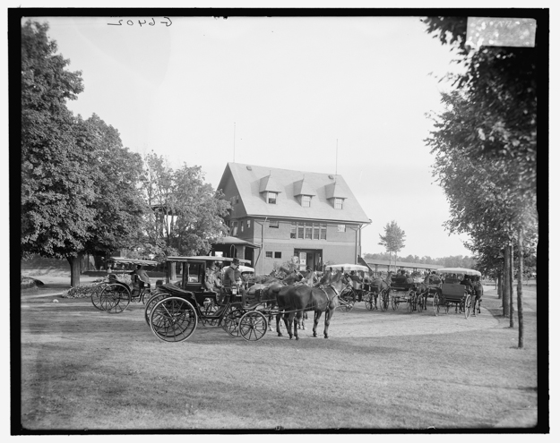 The 1892 clubhouse seen from the back yard. Privileged clubhouse patrons were dropped at the entrance by carriage. Photo via Library of Congress.