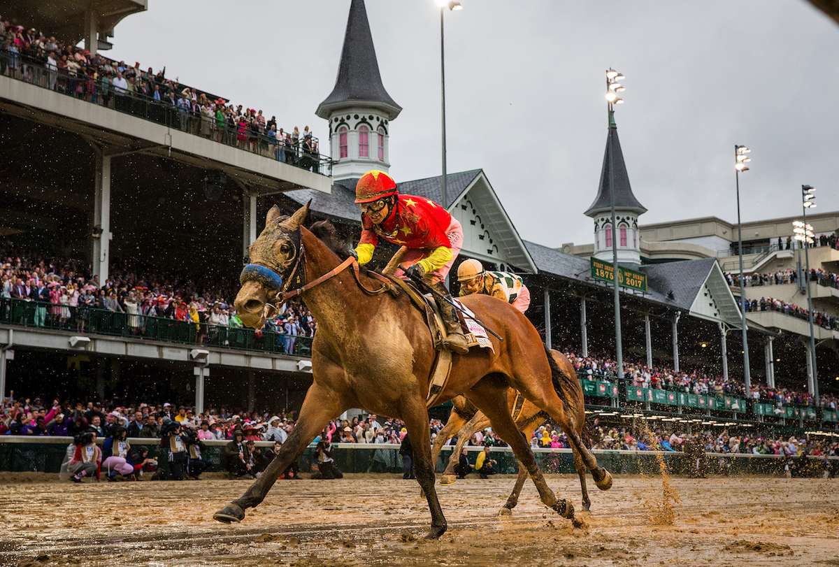 Abel Tasman and Mike Smith on their way to winning the Kentucky Oaks at Churchill Downs on May 7. Photo: China Horse Club