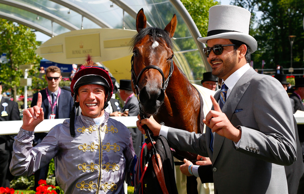 Frankie Dettori and Sheikh Joaan after winning the Coventry Stakes at Ascot with The Wow Signal. Photo: Dan Abraham/RacingFotos.com