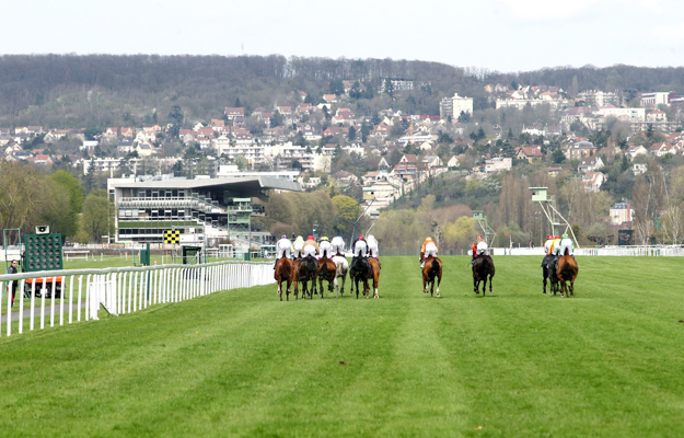  A race at Maisons-Laffitte. Photo: Maisons-Laffitte