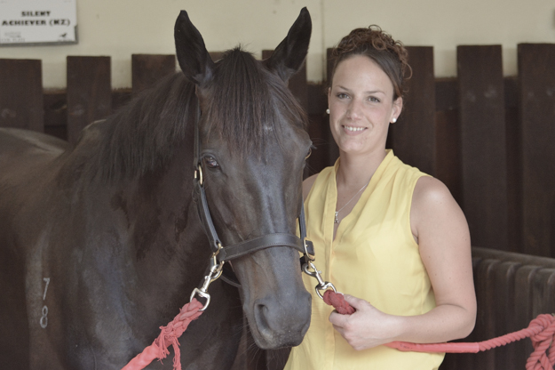 Strapper Naima Kermarrec with Silent Achiever. Photo: Geo Hillis Photography