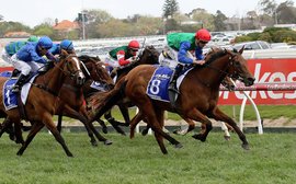 Supermare Bonneval is horse of the year once more
