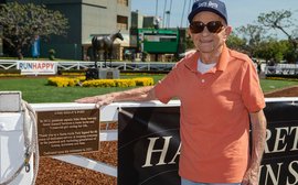 John Shear, Santa Anita’s beloved paddock captain, dies at 102