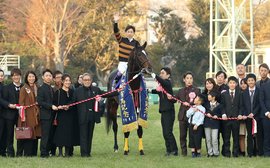Salute the fourth-highest earning Thoroughbred in racing history