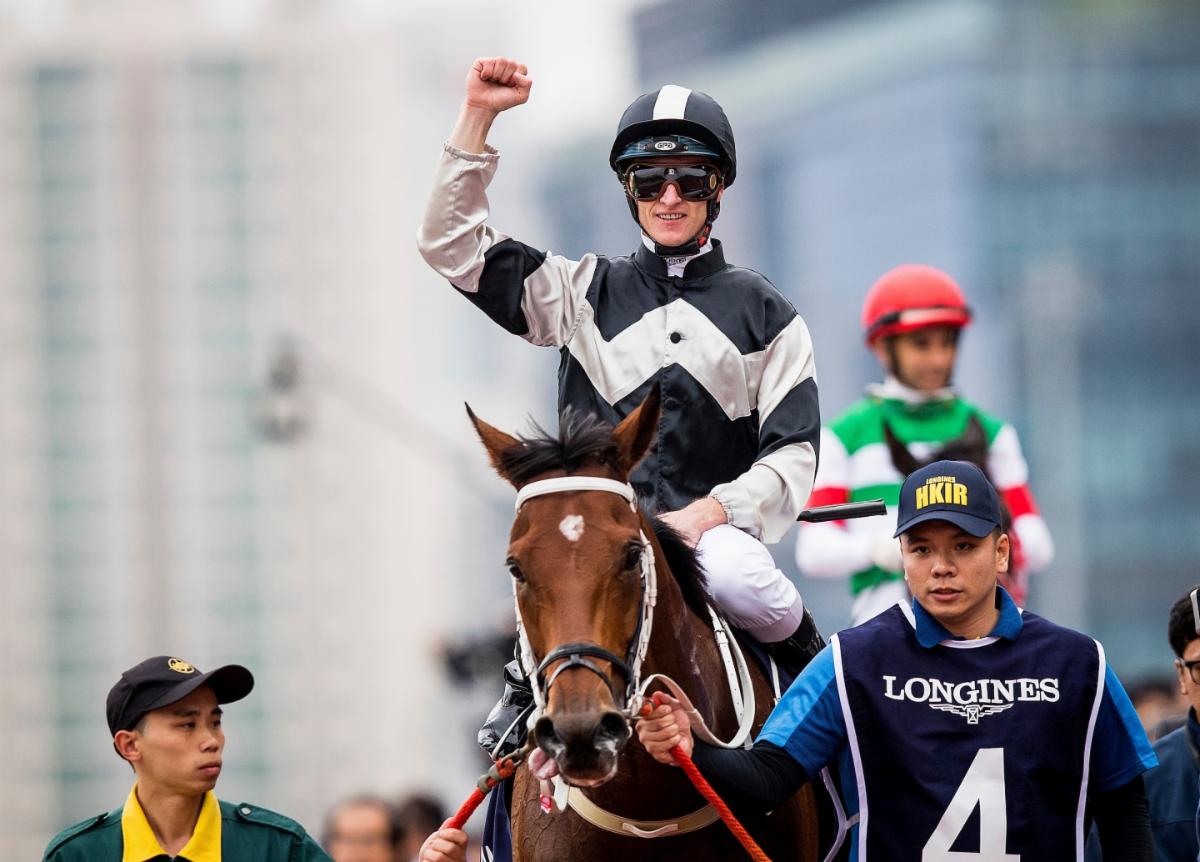 Exultant and champion jockey Zac Purton: hot favourites for the FWD Queen Elizabeth II Cup at Sha Tin on Sunday. Photo: Hong Kong Jockey Club