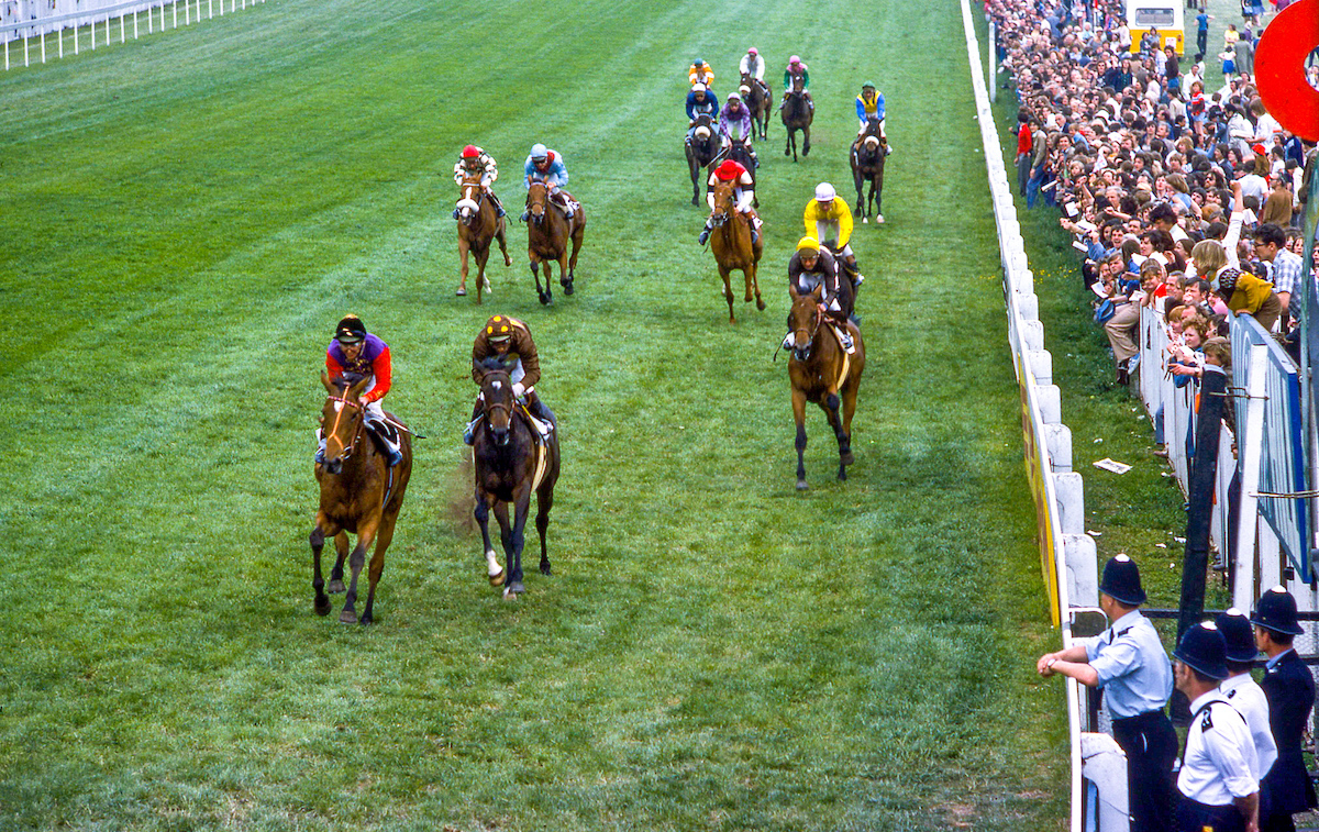 Epsom success: Dunfermline (Willie Carson) beats Freeze The Secret (Gianfranco Dettori) in the 1977 Oaks. Photo: Mark Cranham / focusonracing.com