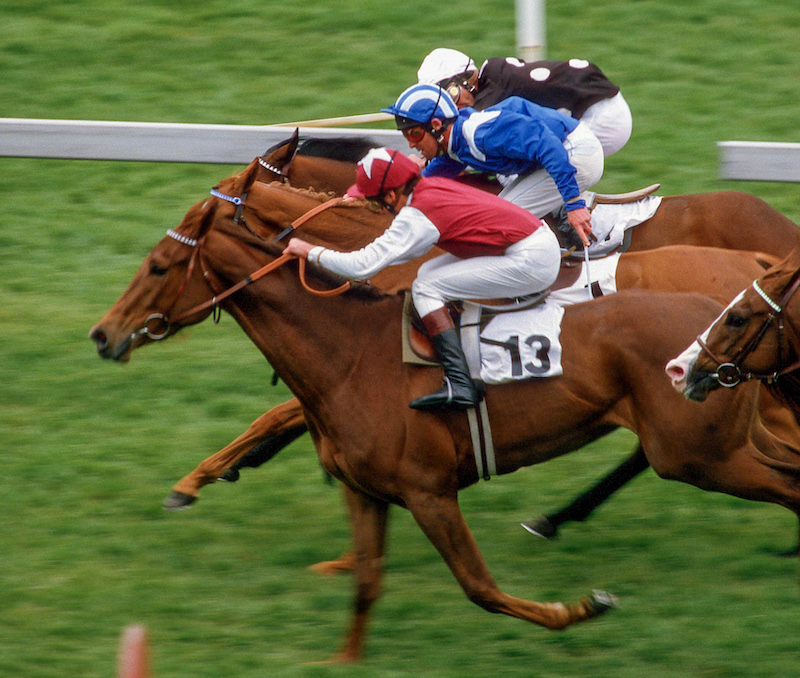 A finish of nostrils: Oh So Sharp (Steve Cauthen, near) gets the better of Al Bahathri (Tony Murray) and Bella Colora (Lester Piggott) in 1985 1,000 Guineas. Photo: Mark Cranham/focusonacing.com