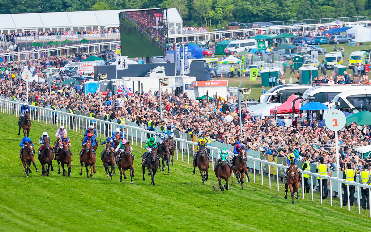 At the furlong market: Desert Crown and Richard Kingscote power clear of their Derby rivals. Photo: Mark Cranham / focusonacing.com