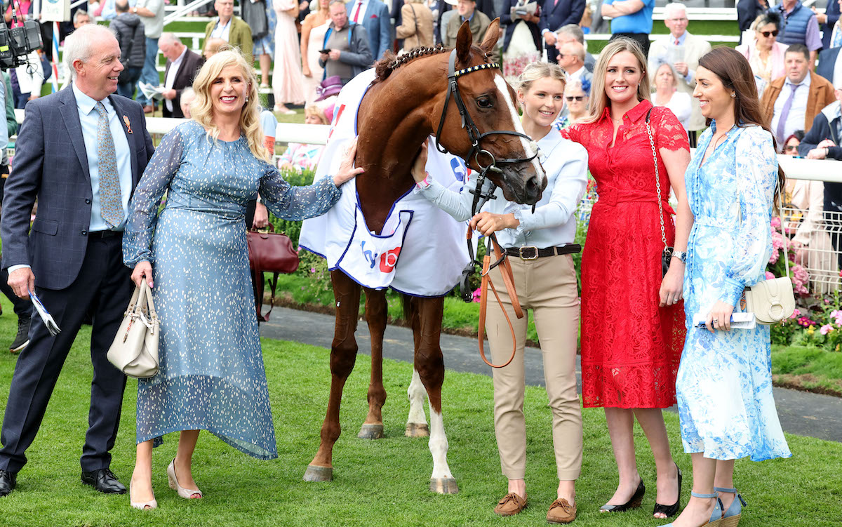 Trainer Karl Burke and family with Swingalong; the Lowther Stakes heroine was bred in Tipperary’s Golden Vale by Noel O’Callaghan’s Mountarmstrong Stud. Photo: Dan Abraham / focusonracing.com