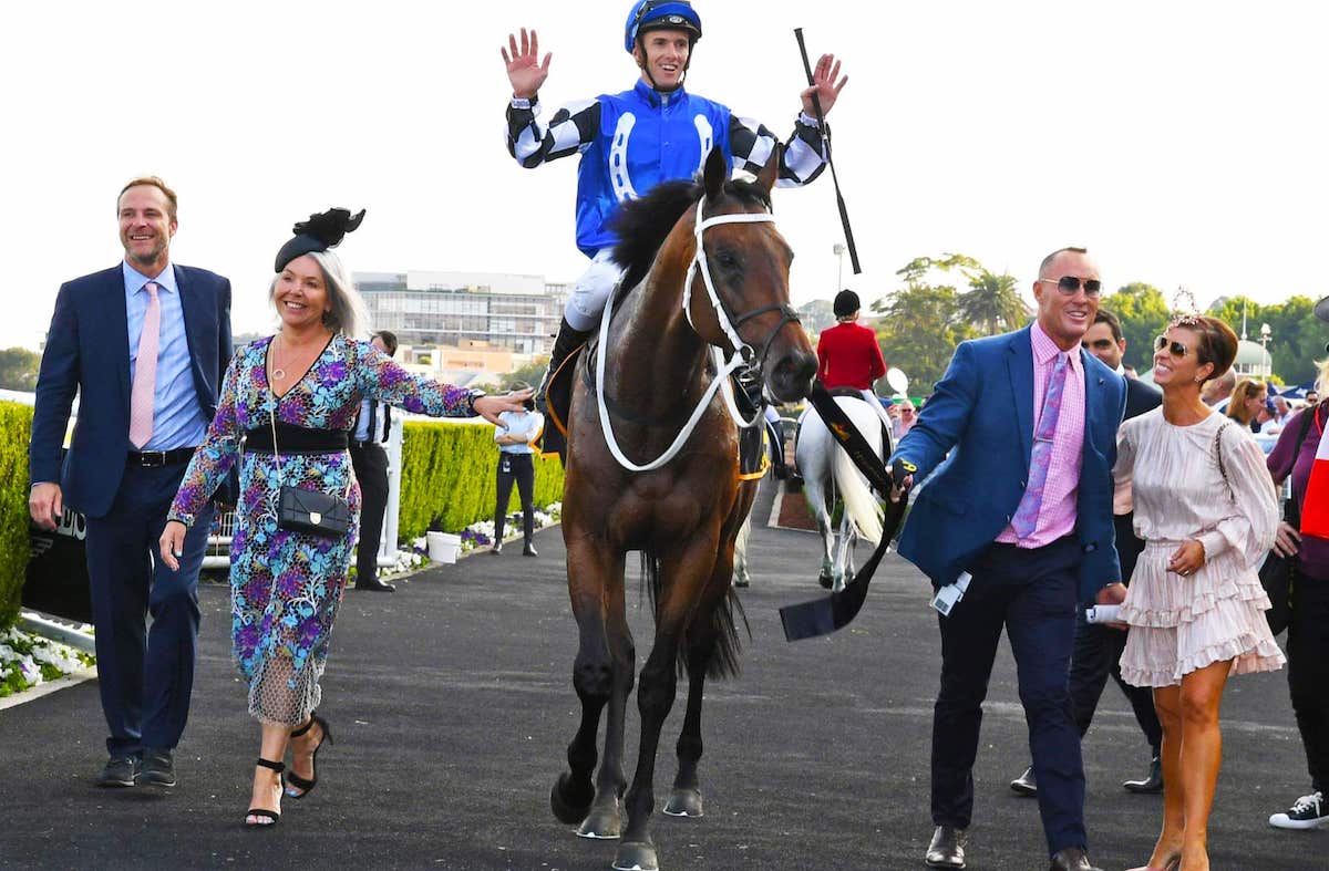Another big winner: Australian Bloodstock co-founder Jamie Lovett (right) leads in Shraaoh and jockey Jay Ford after victory in the 2019 Sydney Cup. Photo: Australian Bloodstock