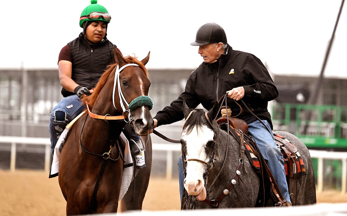 D Wayne Lukas with Kentucky Oaks winner Secret Oath last year at Pimlico ahead of her Preakness Stakes bid; the filly returns as a four-year-old at Oaklawn. Photo: Maryland Jockey Club