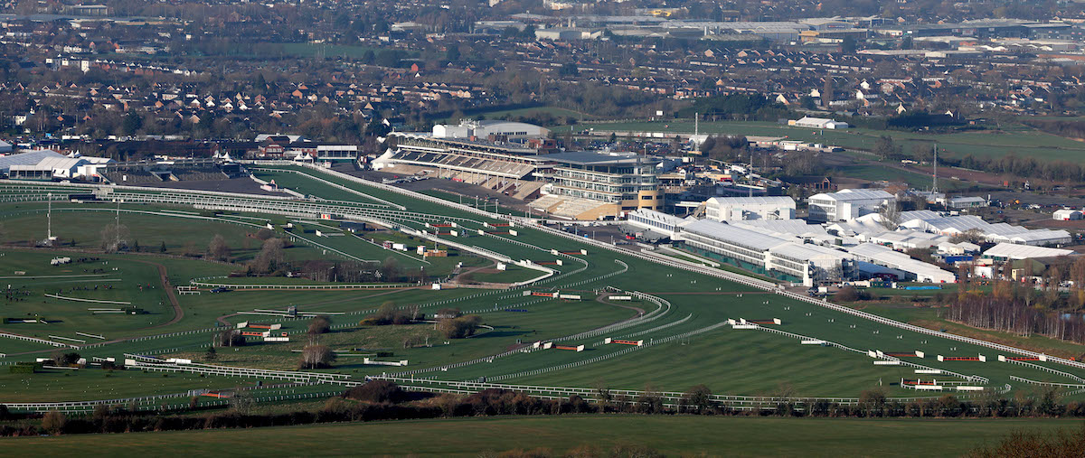 View from a hill: the Cheltenham amphitheatre as seen from Cleeve Hill. Photo: Dan Abraham/focusonracing.com