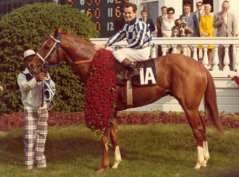 Blanket of roses: Secretariat and Ron Turcotte after scoring at Churchill Downs. Photo: kentuckyderby.com