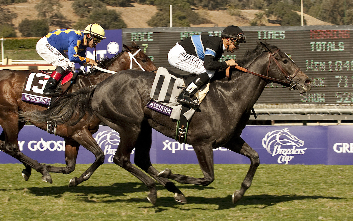Mizdirection and Mike Smith sweep past Unbridled's Note to win the 2012 Breeders' Cup Turf Sprint at Santa Anita. (Benoit photo)