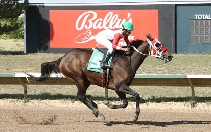 Tennessee Moon (David Cardoso) scores by 10¼ lengths in the Molly Brown Stakes at Arapahoe Park in Colorado. Photo: Coady/Arapahoe Park