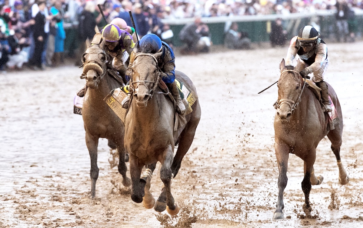 Baeza (left) narrowly misses out on second place at Churchill Downs. Photo: Coady Media / John Gallagher