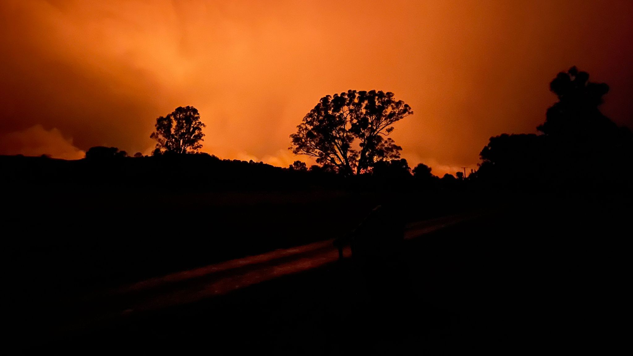 Red skies over Larneuk Stud. Photo: from Larneuk Stud Facebook